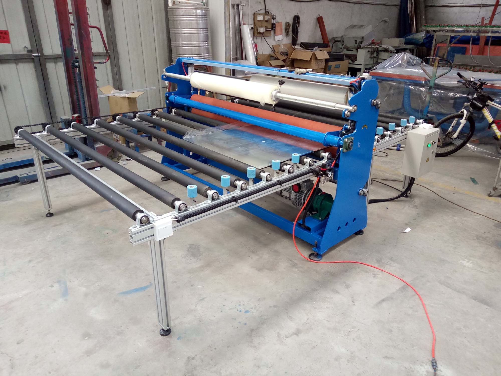 Manufacturer for Glass Loader -
 Glass Mirror Protective Film Laminating Machine,Glass Film Coating Machine,Glass Film Lamination Machine – Saint Best