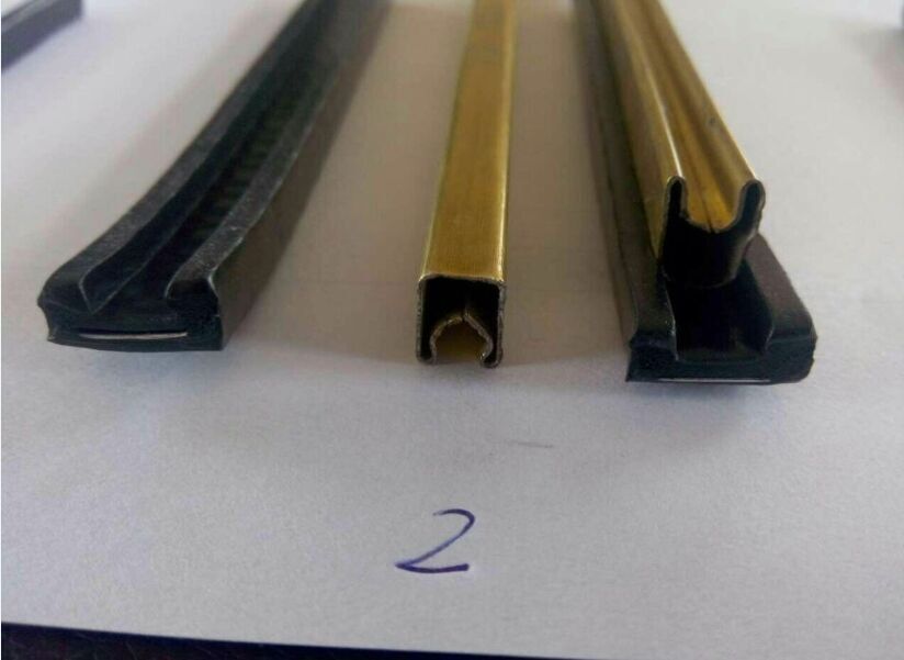 Hot Selling for Double Glazing Glass -
 T Shape Warm Edge Spacer for Decorative Insulating Glass Black Color – Saint Best