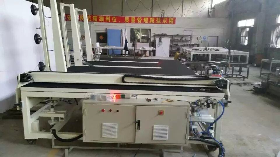18 Years Factory Insulating Glass Machine -
 Automatic Loader Glass Cutting Equipment with CNC Control System – Saint Best