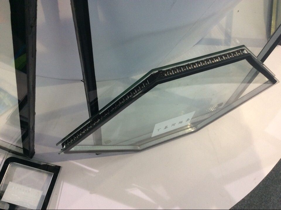100% Original Factory Glass Processing Equipment -
 Butyl Warm Edge Spacer for Insulating Glass – Saint Best