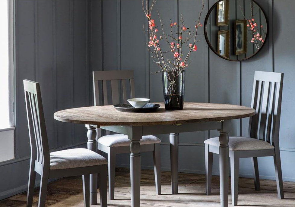 What Is A Butterfly Leaf Dining Table?