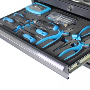 44 piece screwdriver and pliers set