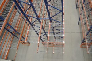 Wire Mesh Decking For Selective Pallet Rack System