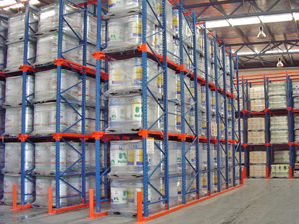 Application of drive in pallet rack
