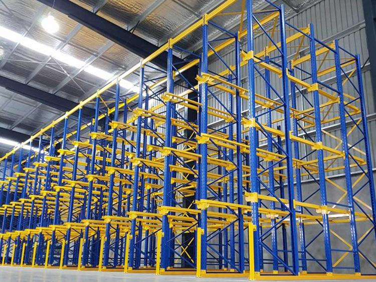Features and functions of drive in pallet rack