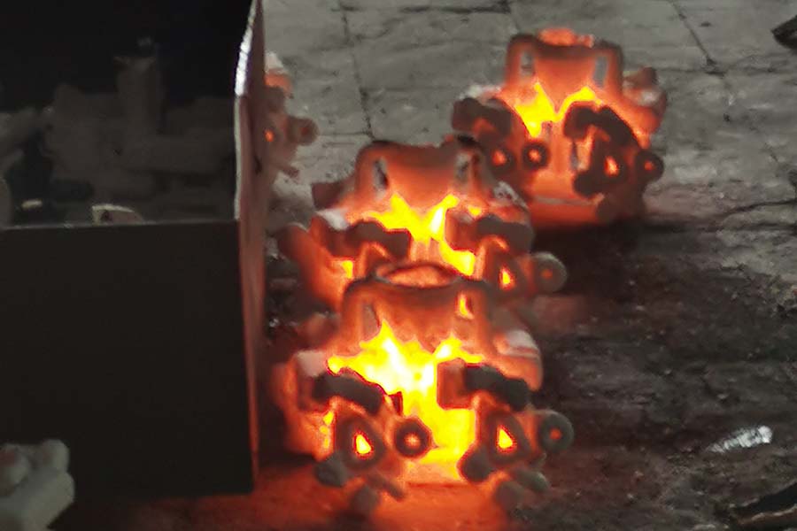 Varmebehandling av støpegods av martensittisk rustfritt stål