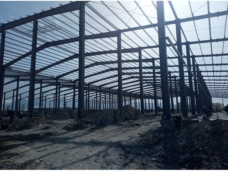 Low cost pre engineering steel structure cold storage in Uzbekistan (2)