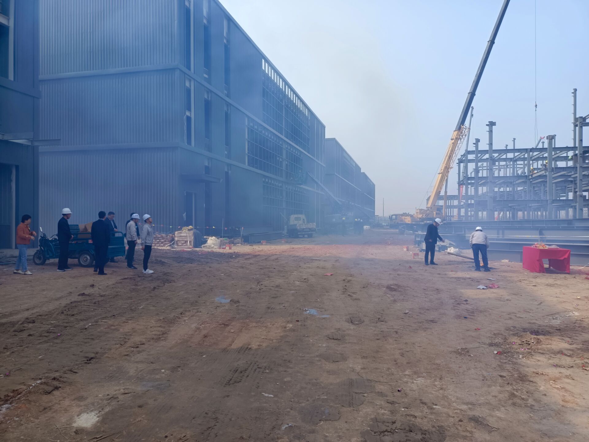 Steel beam installation ceremony of our Xinhe steel structure Handicraft Industrial Park project