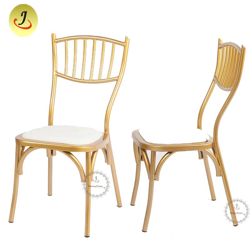 Wholesale price Fashion Modern fashion design iron Wedding Chiavari Chair FS-TC017 Featured Image