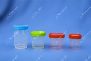 tasses d'urine