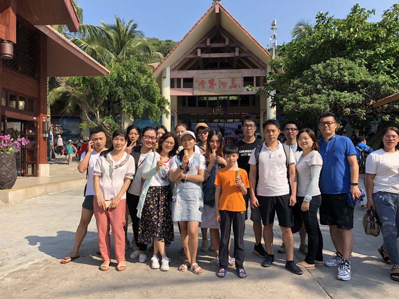 We did have a wonderful and unforgettable company travel and team building experiences in Sanya city, Hainan province at the end of July, 2019.