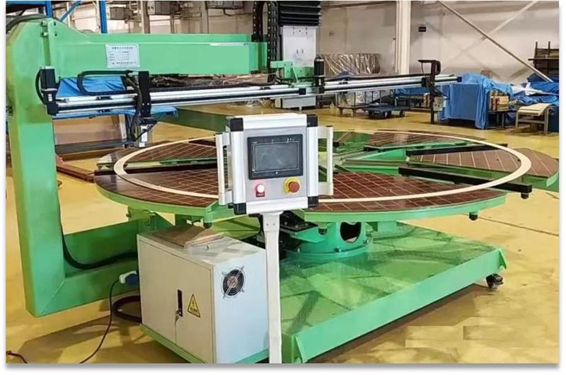Automatic marking machine for equipartition of end ring