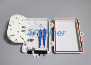 4 Inti Fiber Optic Distribusi Box Untuk Luar Ruangan FTTH Drop Cable Optical Termination Box
