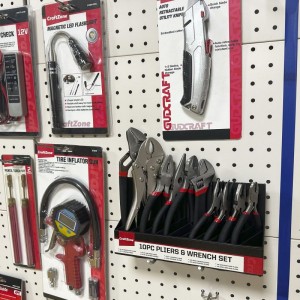 10PC PLIERS & WRENCH SET, MOUNTS ON A PEGBOARD, DIPPED HANDLE