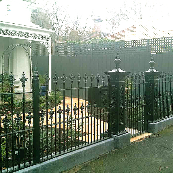 metalne umjetničke mrežaste ograde