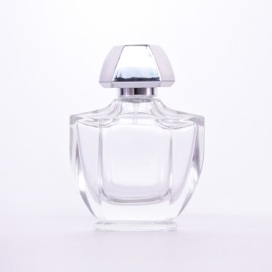 Wholesale customization 50ml Empty Perfume Bottle Luxury Perfume Cap Spray bottle glass bottle