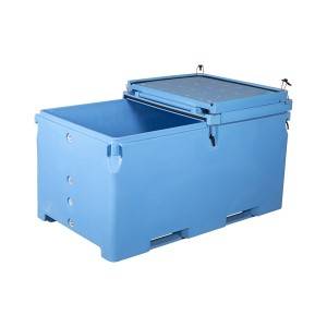 Extra large 1700L insulated fish tubs