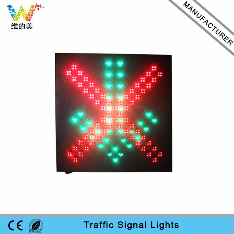 What is the size of toll station traffic light ?