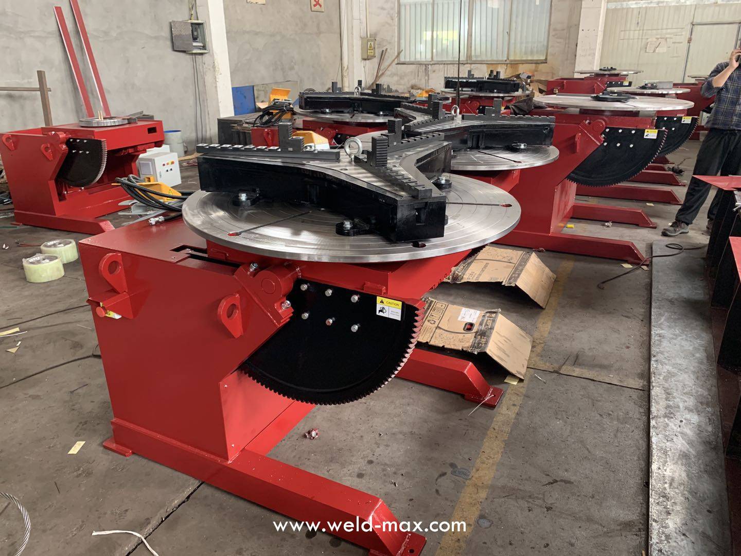 (3) Containers , 22 Sets Welding Positioner delivered on 24th,Apr, 2019