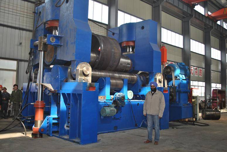 Hot sale 60ton Pipe Rotators - 3 Roller Plate Rolling Machine Max Rolling To 40mm Plate Hydraulic Power – Sanlian