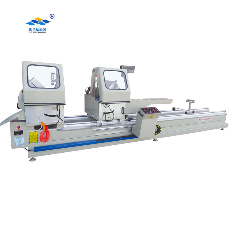 Double head cutting saw with digital measurment