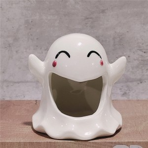 TC41 Factory price high quality ceramic crafts varieties of interesting ghost shapes candle holder for Halloween Decor