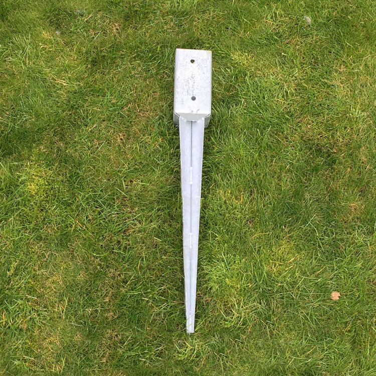 Hot dipped galvanized ground spike Pointed steel post anchor