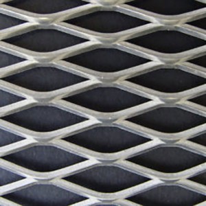 expand metal mesh fence