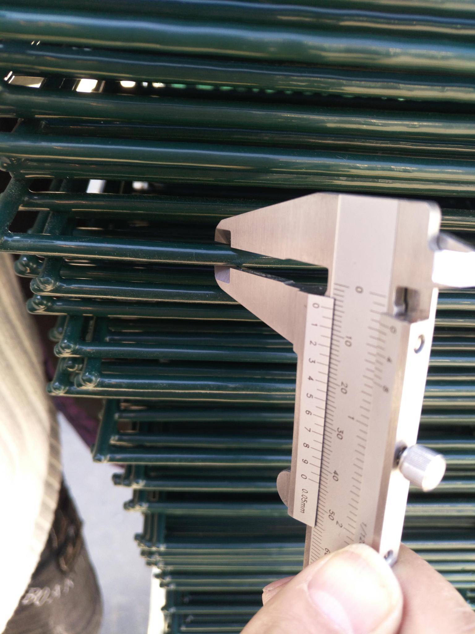 Factory Cheap Galvanized Welded Wire Mesh Rolls -
 358 fence – Xinhai