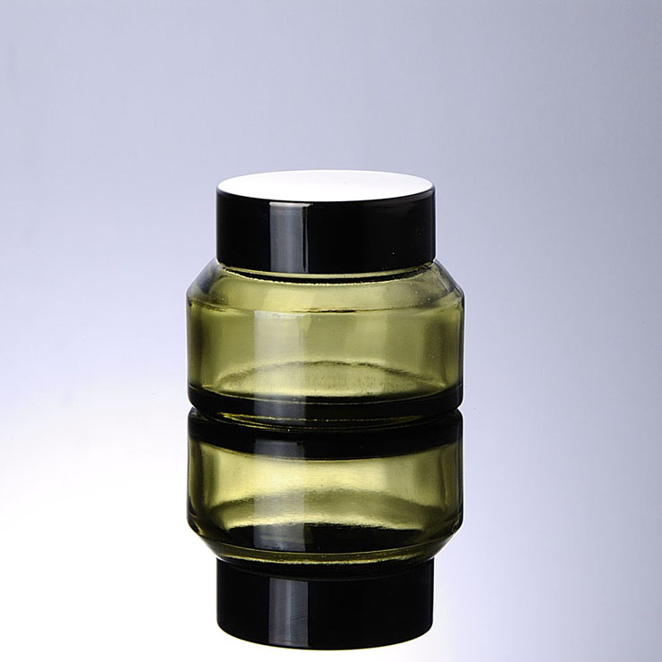 Factory wholesale Black Spray Bottle -
 Professional Trade Assurance Green Glass Cosmetic Jar Wholesale Best Price 15G 30G 50G Glass Cosmetic Jar – Xumin