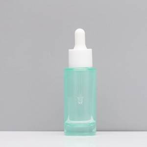 Reliable Supplier Pet Plastic Spray Bottle - essential oil bottles 30ml glass dropper bottle luxury cosmetic packaging – Xumin