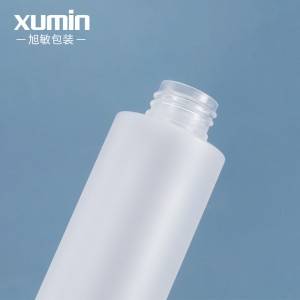 cosmetic packaging pet frosted plastic bottle Multiple sprinklers product set 150ml spray bottle