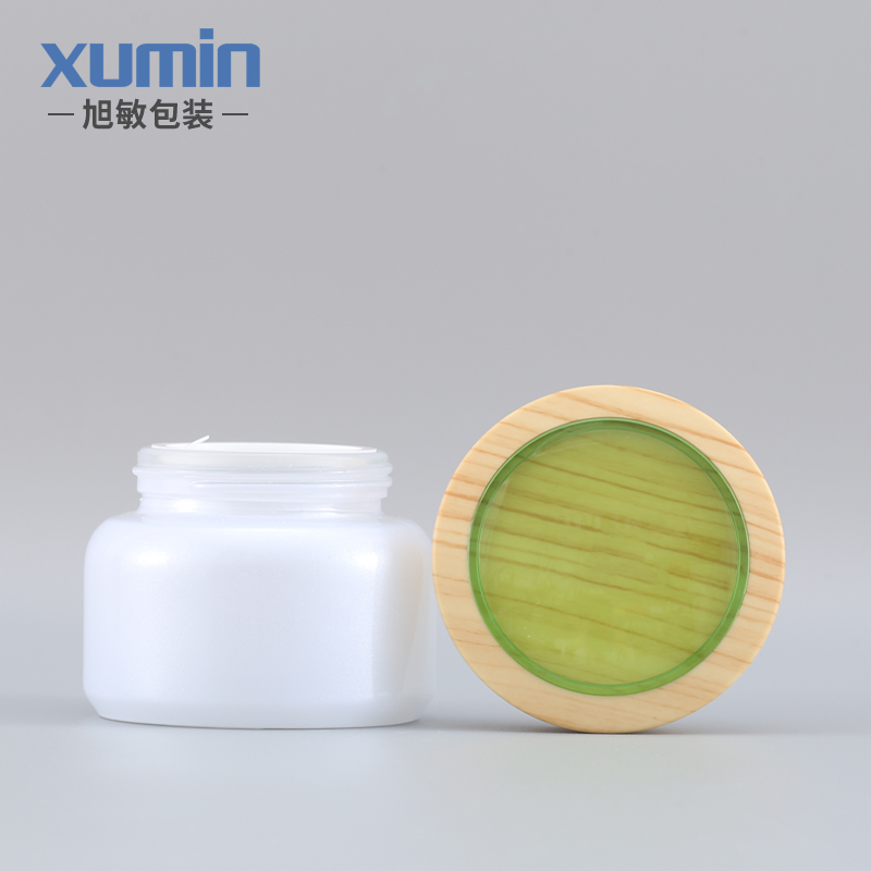 1oz 2oz 50ml 50g white cream jar bamboo lid cosmetic glass jar with glass jar with bamboo lid Featured Image