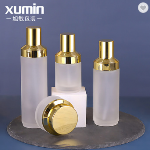 Excellent quality latest glass cosmetic bottle set, frosted glass cosmetic bottle and jar,cosmetics cream glass bottles and jars