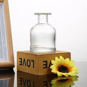 forniture all'ingrosso casa naturale fragranza bottiglie di vetro decorativo diffusore della canna con il bastone naturale