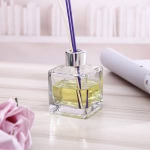Factory home diffuser square glass reed diffuser bottle 100ml with screw top