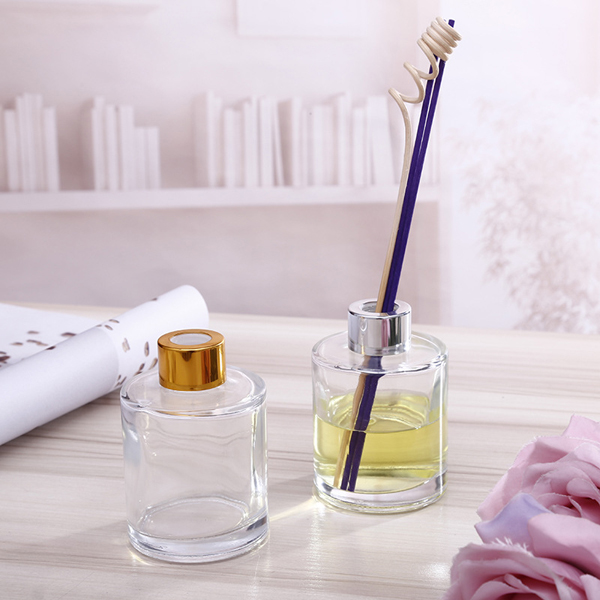 200ml wholesale empty reed diffuser glass bottle for fragrance, perfume, aroma, air freshner Featured Image