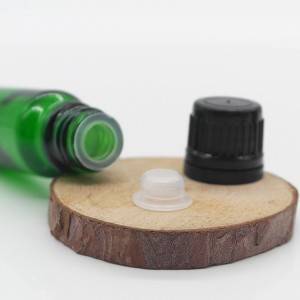 5ml 10ml 15ml 20ml 30ml 50ml 100ml grossist skruv plast cap gröna essentiella oljeglasflaskor med dropper