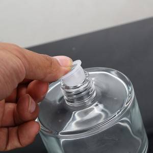50 ml 100 ml 150 ml 200 ml valec kolo prázdny sklo trstina difuzér fľaša so skrutkovacím uzáverom