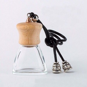 5ml wholesale mini clear empty glass car perfume diffuser bottles with engraved wooden cap