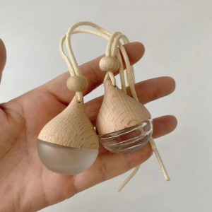 wholesale 6ml rounded frosted car perfume hanging  bottle with wood cap
