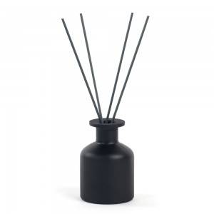 Factory Promotional 50 Ml Glass Perfume Bottle - 150ml 250ml painted black reed diffuser bottle with cork cap – Shining