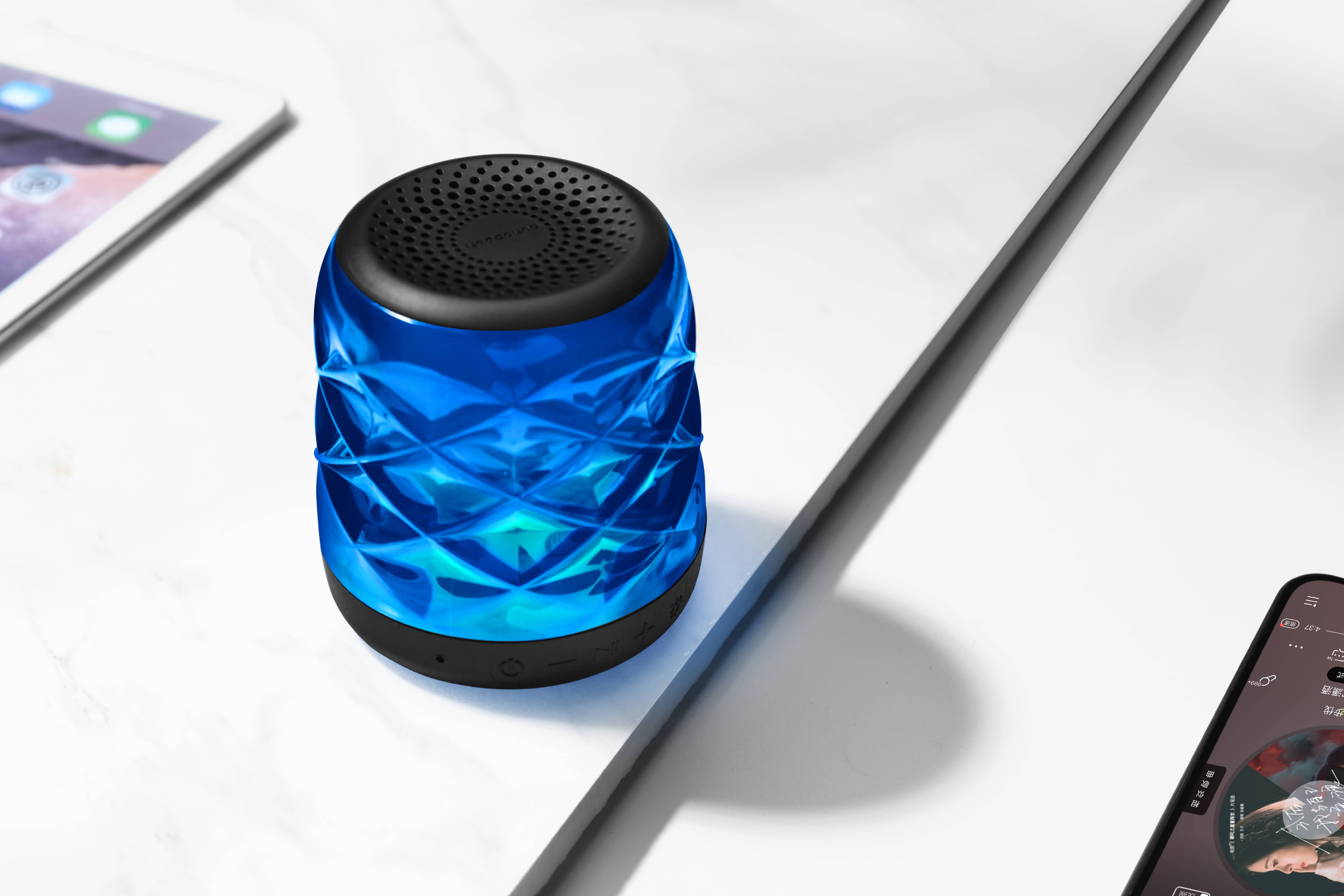 bluetooth speakers with led light changing color