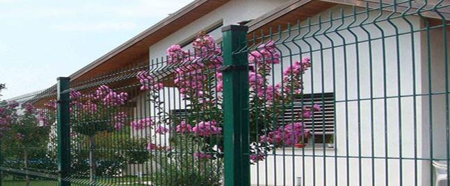 Common sense you need to know to buy wire mesh fence