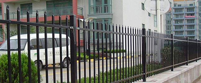 Installation efficiency and characteristics of Wrought Iron Picket Fence