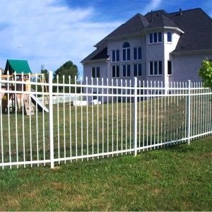 China Aluminium Garden Fence Panel Security Yard Fence Wrought Iron Steel Fence Galvanized Metal Picket Fence