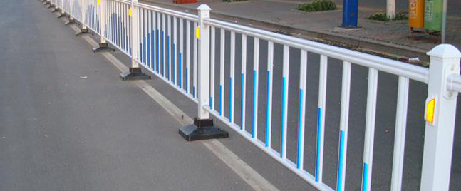 Precautions for installation of zinc steel road fence