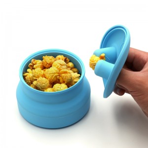 collapsible mushie silicone snack cup container...
